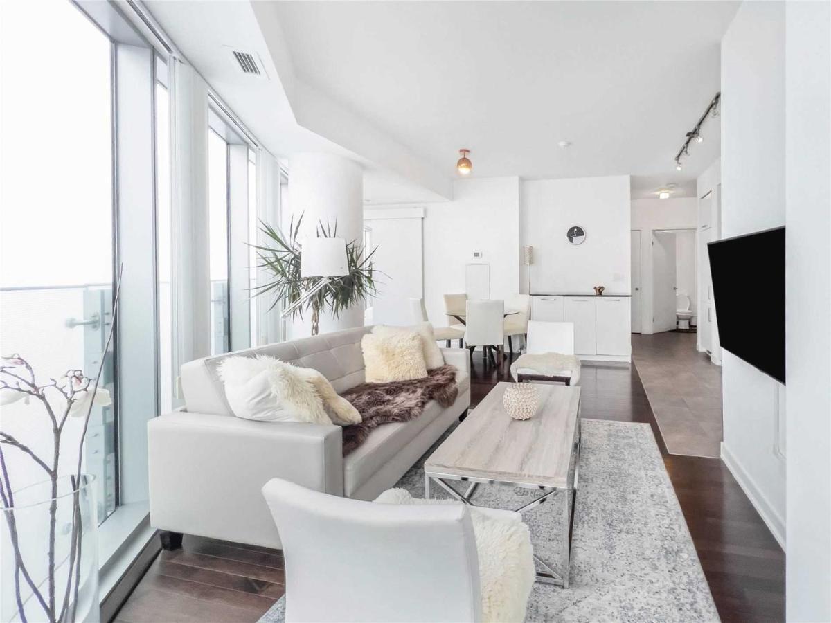 Luxury Condo In The Heart Of Toronto - Next To Scotiabank Arena Dış mekan fotoğraf