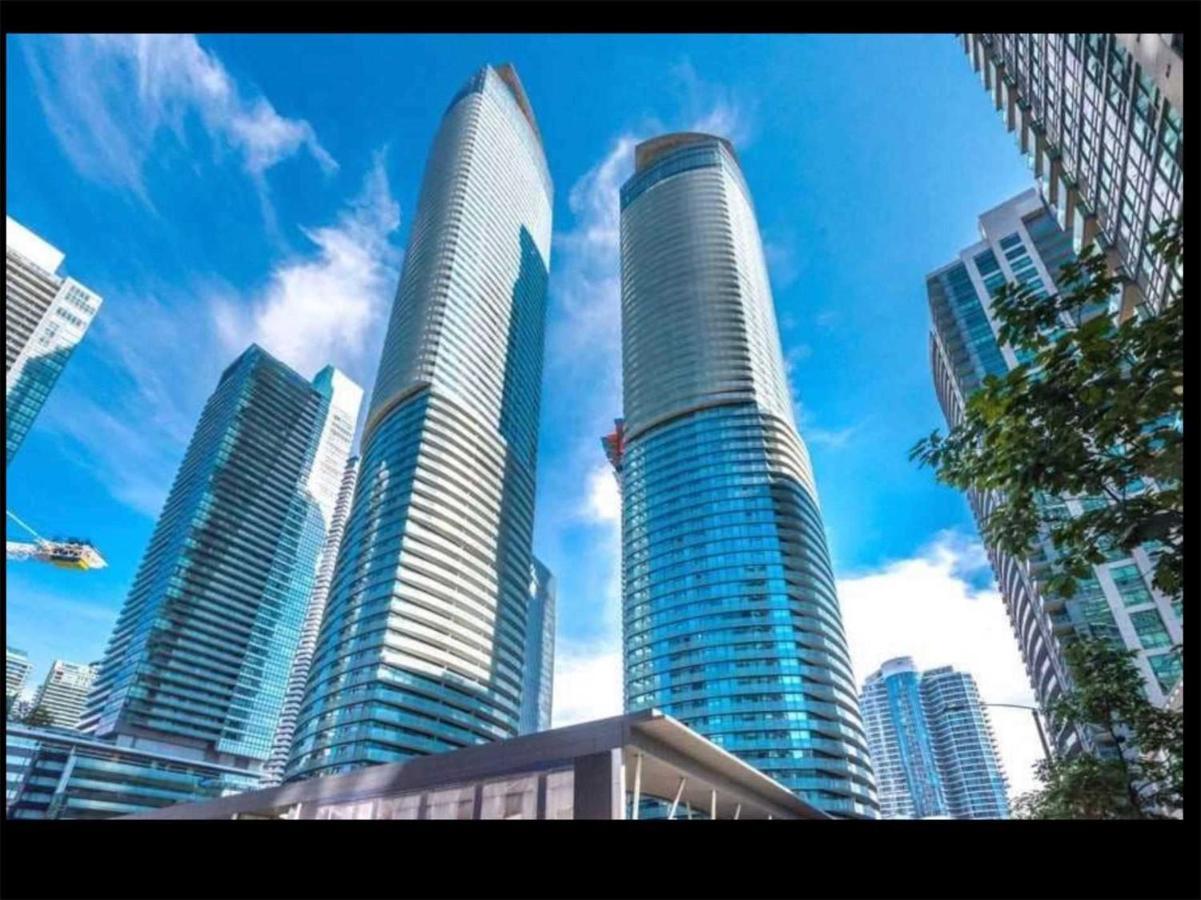 Luxury Condo In The Heart Of Toronto - Next To Scotiabank Arena Dış mekan fotoğraf